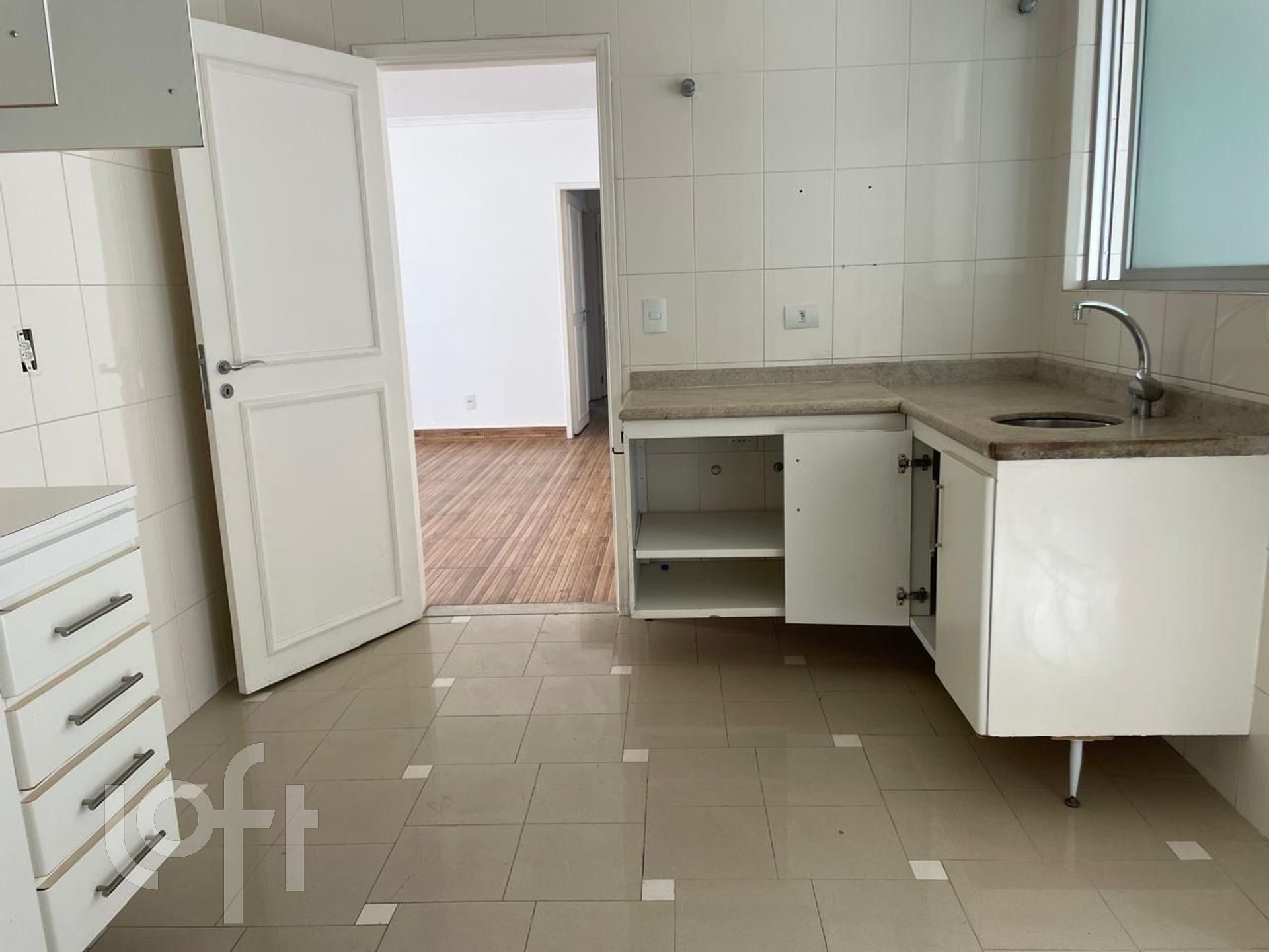 Apartamento à venda com 3 quartos, 160m² - Foto 10