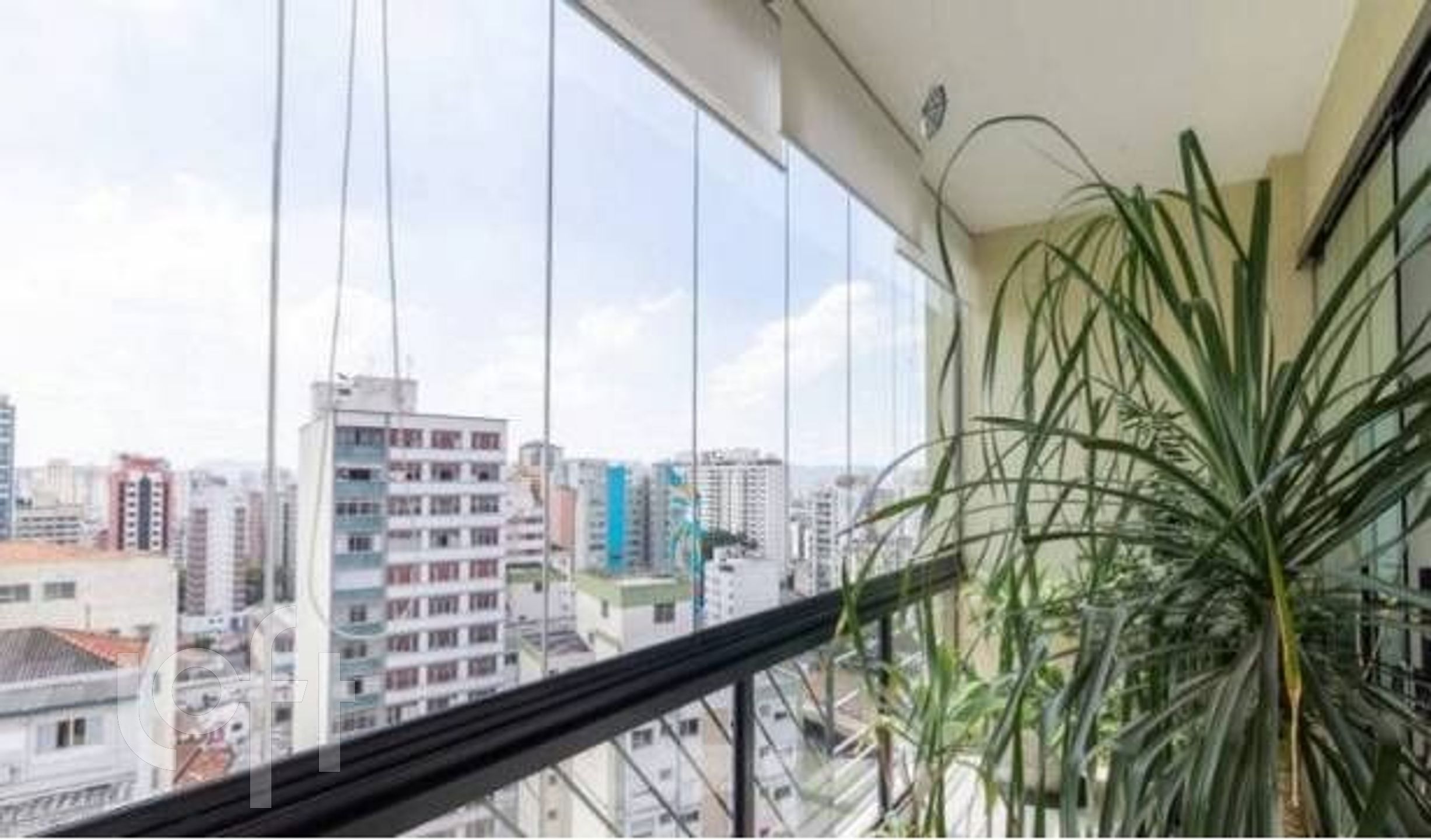 Apartamento à venda com 3 quartos, 246m² - Foto 6