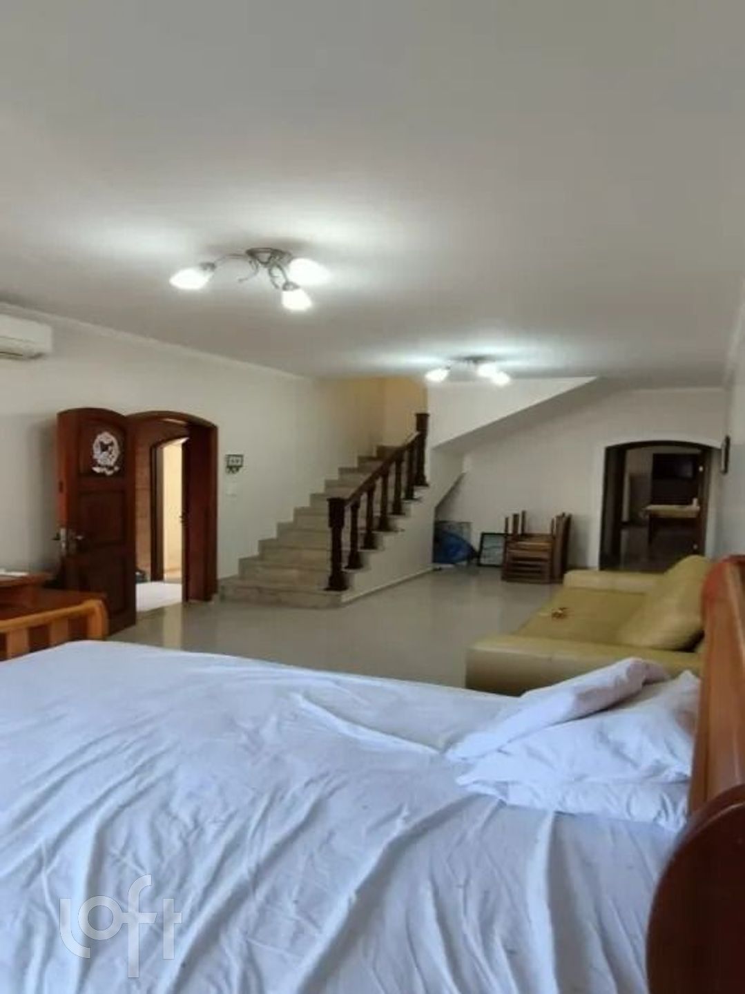 Casa à venda com 3 quartos, 200m² - Foto 3