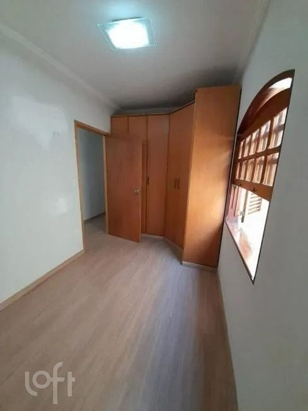 Casa à venda com 3 quartos, 200m² - Foto 4