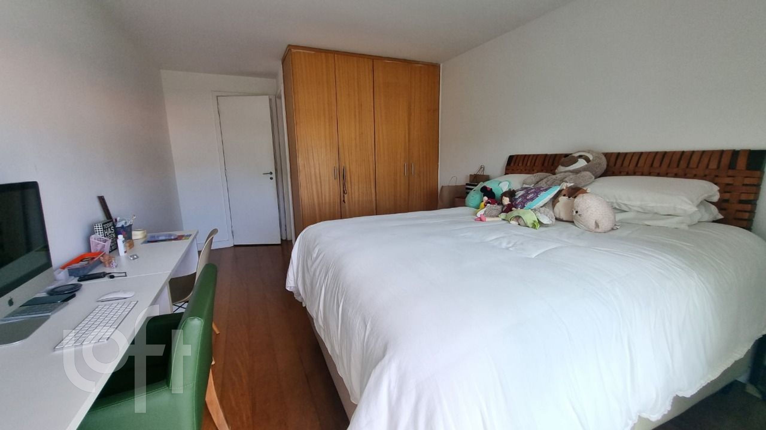 Apartamento à venda com 4 quartos, 275m² - Foto 12