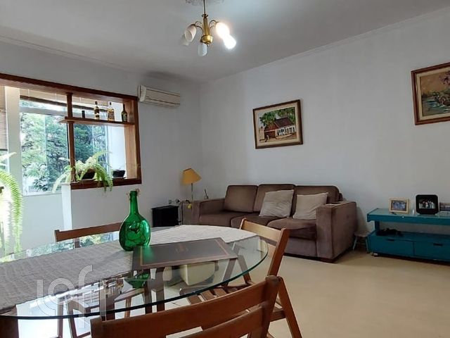 Apartamento com 110m², 3 dormitórios, 1 vaga, Rio Branco em Porto Alegre