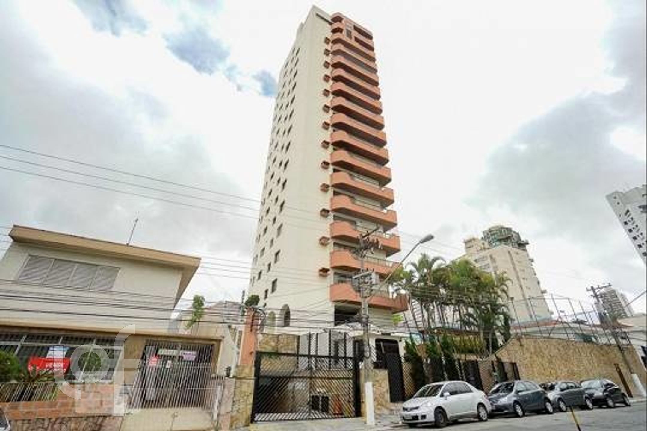 Apartamento à venda com 4 quartos, 160m² - Foto 13