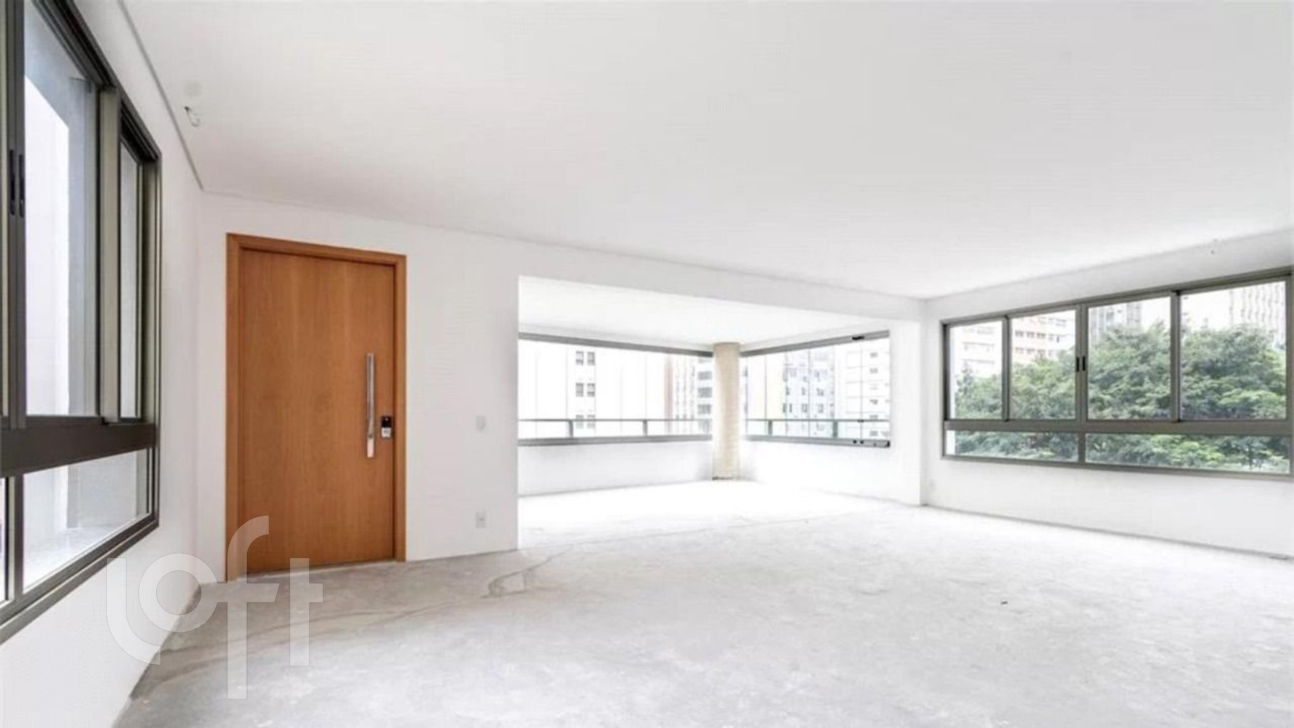 Apartamento à venda com 3 quartos, 187m² - Foto 1