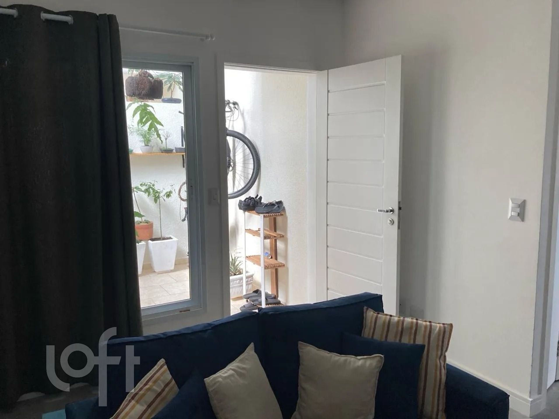 Casa à venda com 2 quartos, 90m² - Foto 3