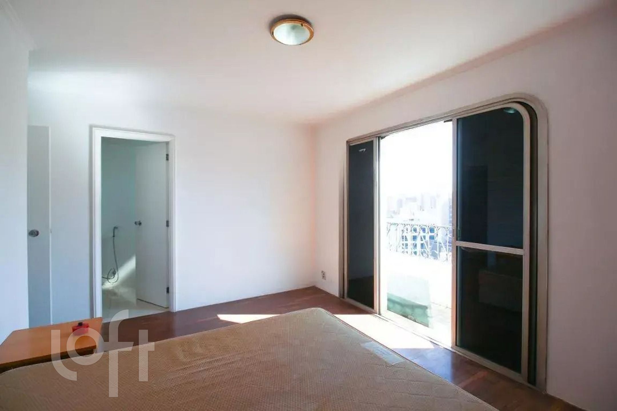 Apartamento à venda com 3 quartos, 142m² - Foto 11