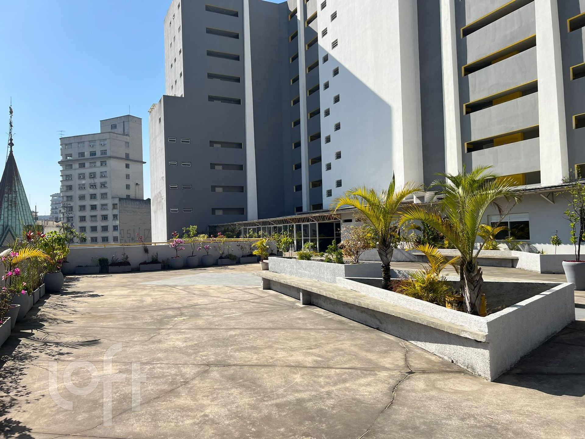 Apartamento à venda com 1 quarto, 40m² - Foto 25