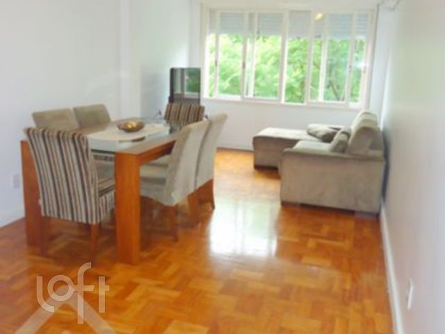 Apartamento com 104m², 3 dormitórios, 1 suíte, 2 vagas, Auxiliadora em Porto Alegre