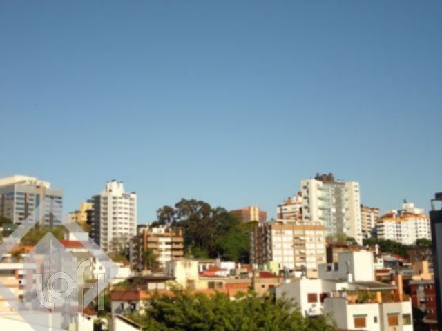 Apartamento com 104m², 3 dormitórios, 1 suíte, 2 vagas, Auxiliadora em Porto Alegre