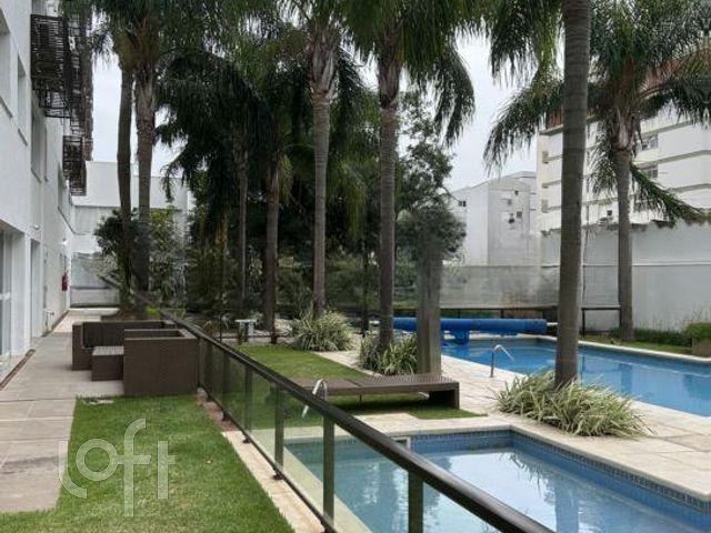 Apartamento com 60m², 2 dormitórios, 1 suíte, 2 vagas, Menino Deus em Porto Alegre