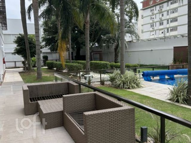 Apartamento com 60m², 2 dormitórios, 1 suíte, 2 vagas, Menino Deus em Porto Alegre