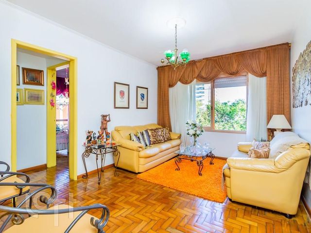 Apartamento com 194m², 4 dormitórios, 1 suíte, 2 vagas, Vila Ipiranga em Porto Alegre
