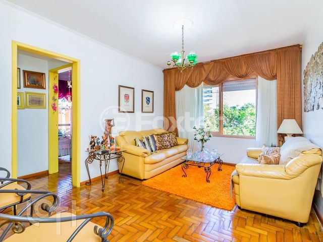 Apartamento com 194m², 4 dormitórios, 1 suíte, 2 vagas, Vila Ipiranga em Porto Alegre