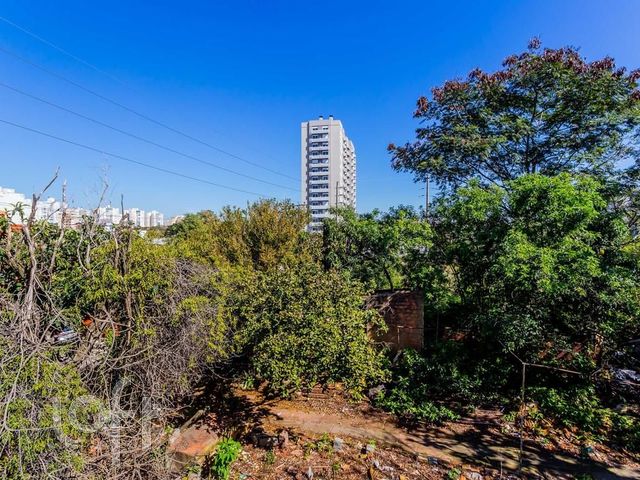 Apartamento com 194m², 4 dormitórios, 1 suíte, 2 vagas, Vila Ipiranga em Porto Alegre