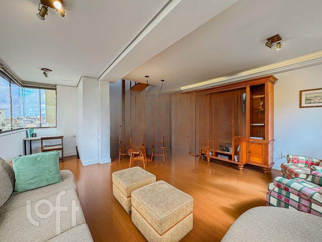 Apartamento com 196m², 3 dormitórios, 1 suíte, 3 vagas, Higienópolis em Porto Alegre