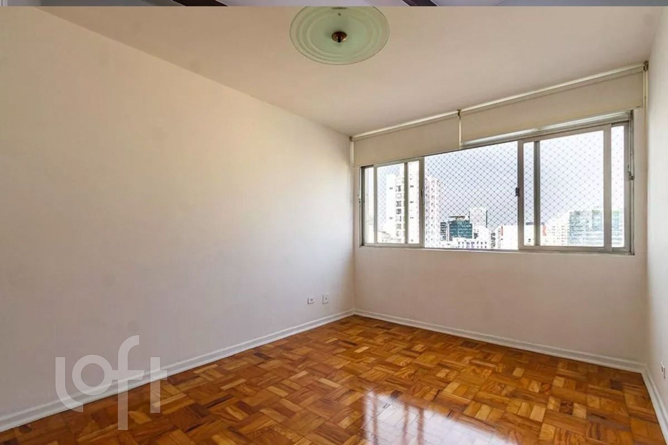 Apartamento à venda com 2 quartos, 85m² - Foto 2