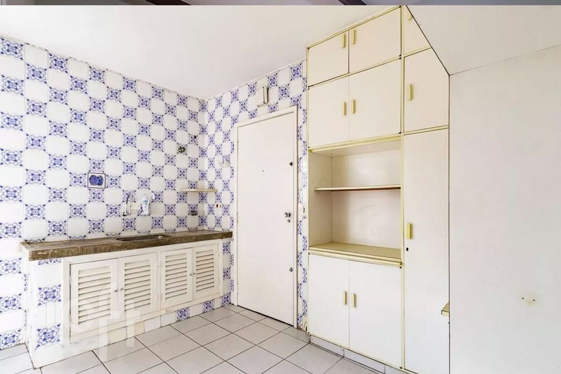 Apartamento à venda com 2 quartos, 85m² - Foto 7