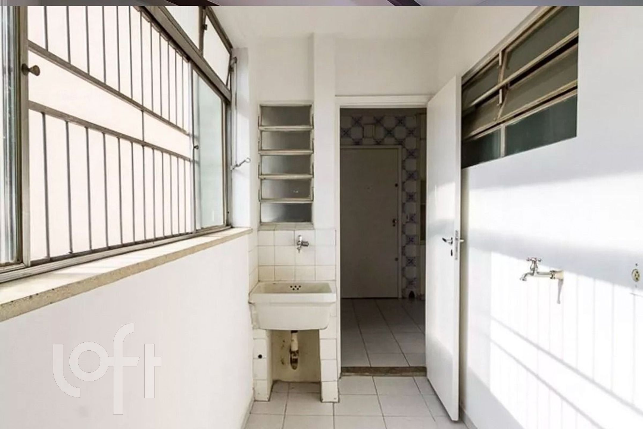 Apartamento à venda com 2 quartos, 85m² - Foto 32