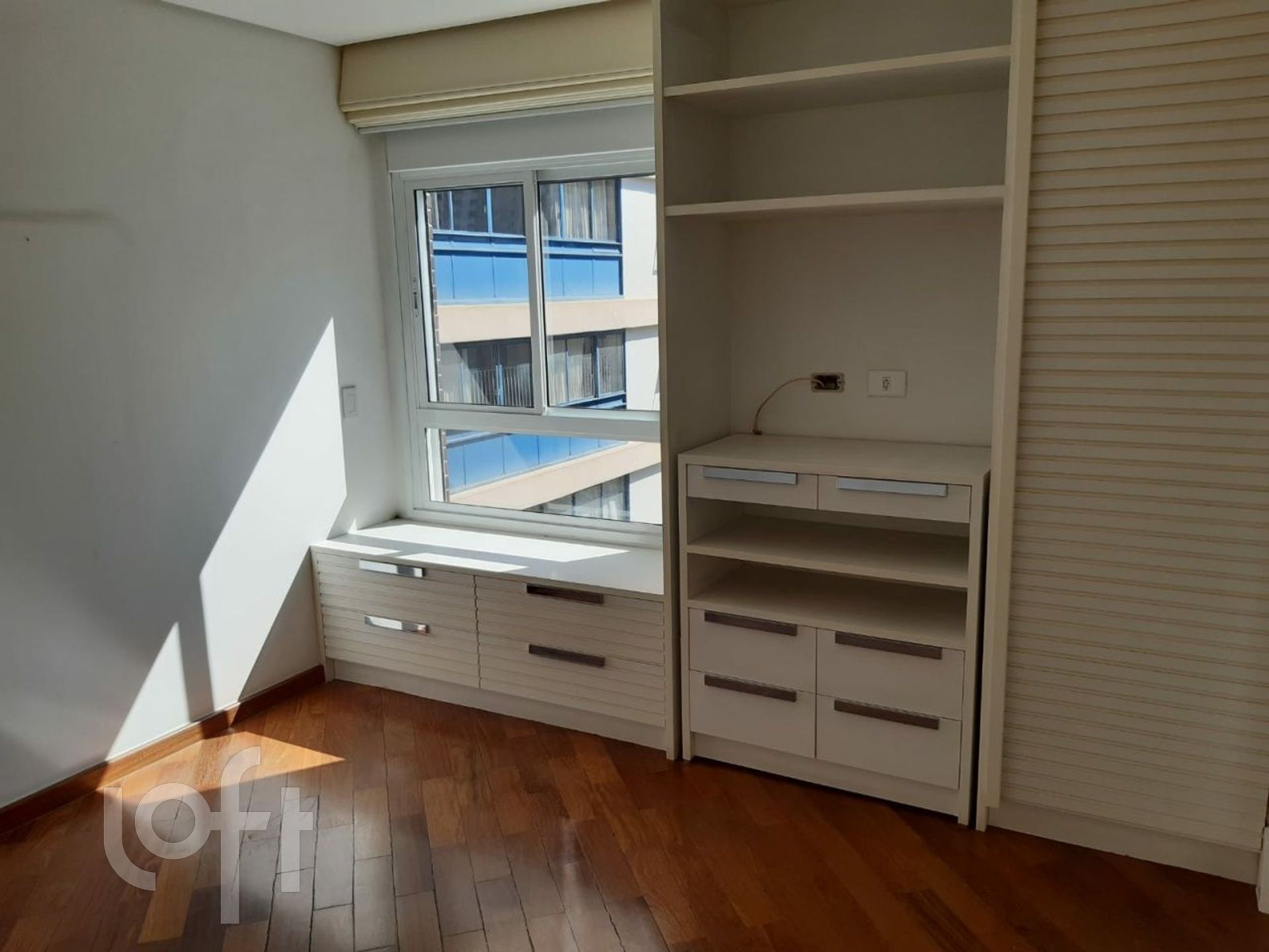 Apartamento à venda com 4 quartos, 231m² - Foto 13