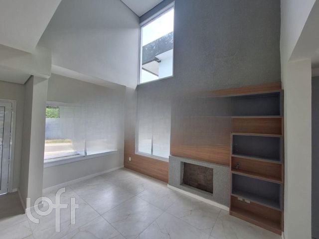 Casa em Condomínio com 133m², 3 dormitórios, 1 suíte, 2 vagas, Rio Branco em Porto Alegre