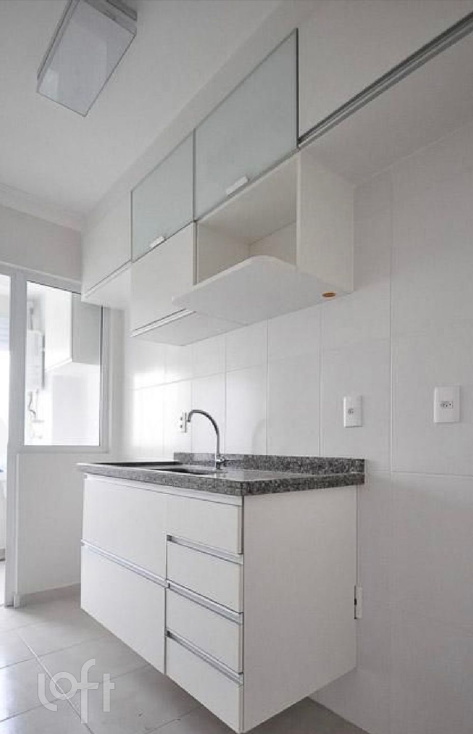 Apartamento à venda com 1 quarto, 50m² - Foto 5