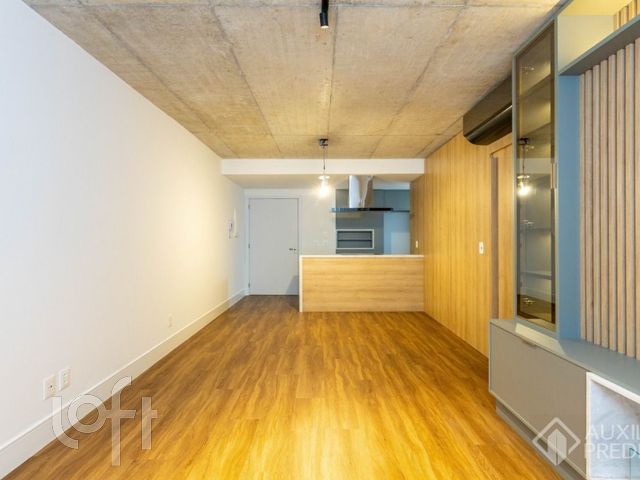 Apartamento com 67m², 2 dormitórios, 1 suíte, 1 vaga, Petrópolis em Porto Alegre