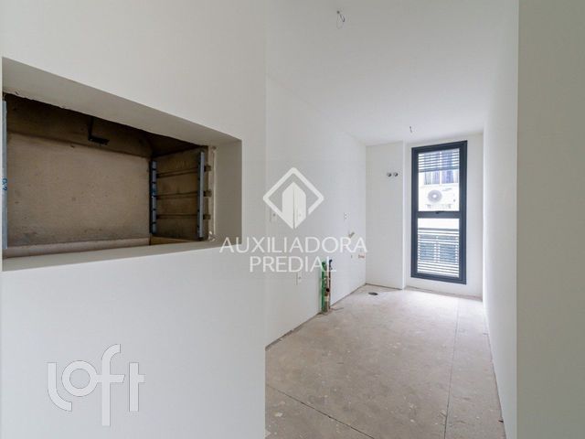 Apartamento com 67m², 2 dormitórios, 1 suíte, 1 vaga, Petrópolis em Porto Alegre