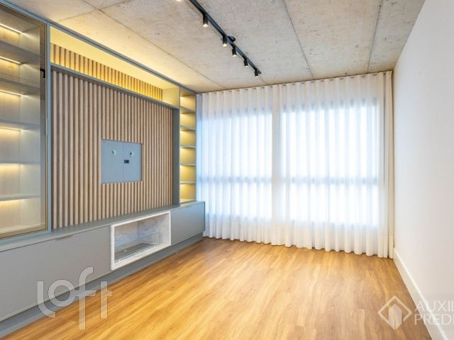 Apartamento com 67m², 2 dormitórios, 1 suíte, 1 vaga, Petrópolis em Porto Alegre