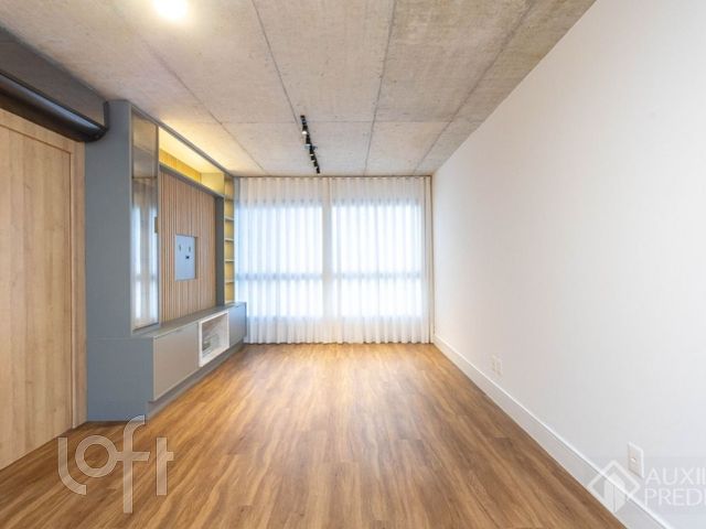 Apartamento com 67m², 2 dormitórios, 1 suíte, 1 vaga, Petrópolis em Porto Alegre