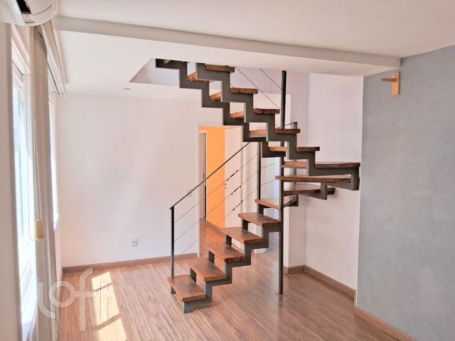 Apartamento com 92m², 3 dormitórios, 2 suítes, 1 vaga, Petrópolis em Porto Alegre