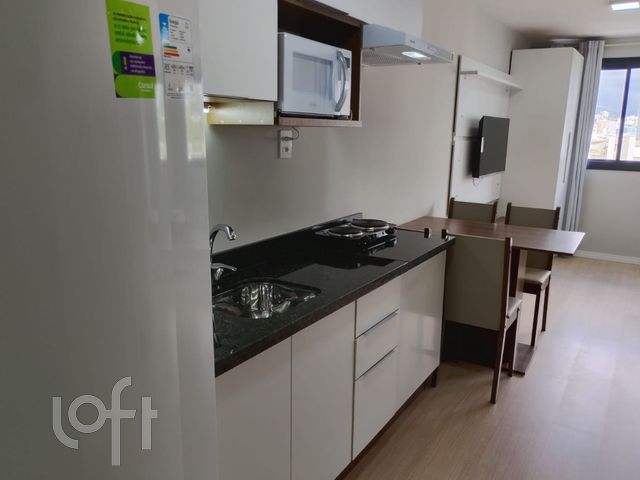 Apartamento com 27m², 1 dormitório, Cidade Baixa em Porto Alegre