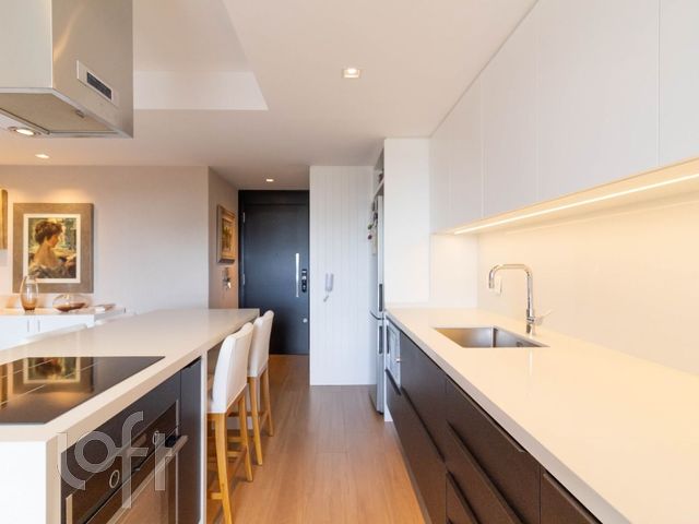 Apartamento com 70m², 2 dormitórios, 2 suítes, 2 vagas, Boa Vista em Porto Alegre