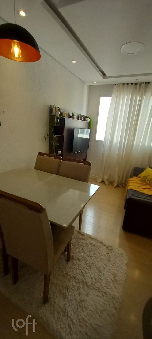 Apartamento à venda com 2 quartos, 42m² - Foto 1