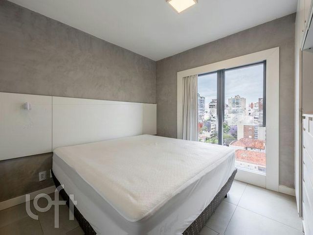 Apartamento com 39m², 1 dormitório, 1 vaga, Auxiliadora em Porto Alegre