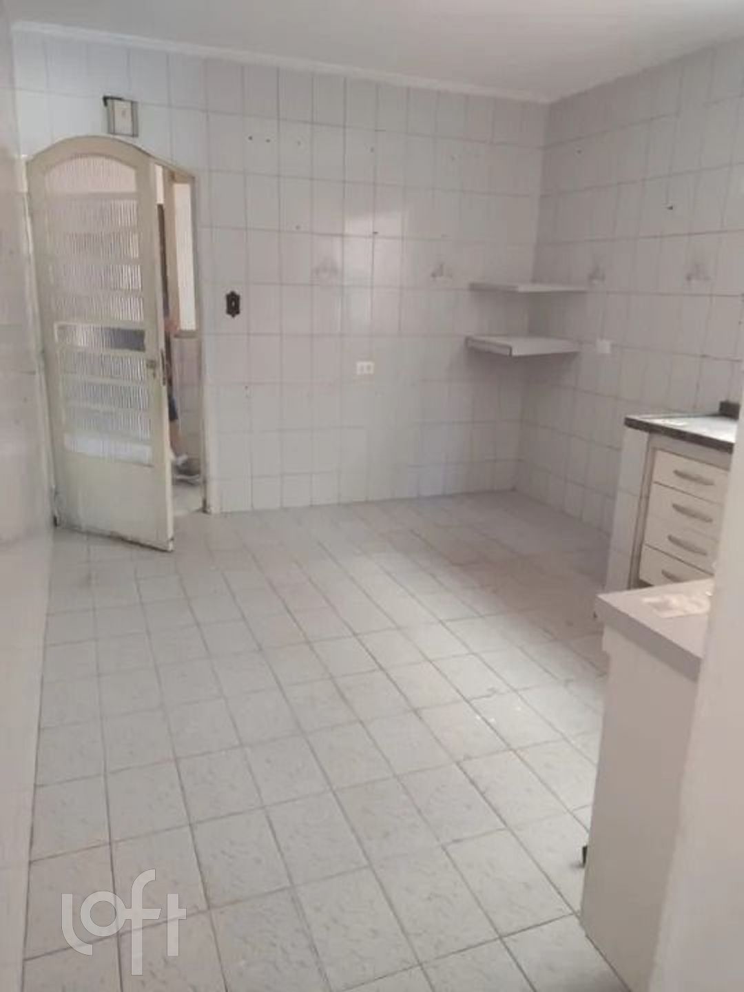 Casa à venda com 4 quartos, 170m² - Foto 2