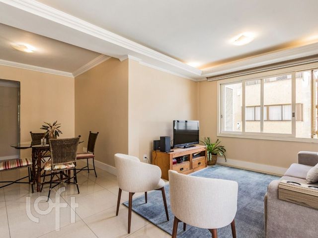 Apartamento com 112m², 3 dormitórios, 1 suíte, 1 vaga, Rio Branco em Porto Alegre