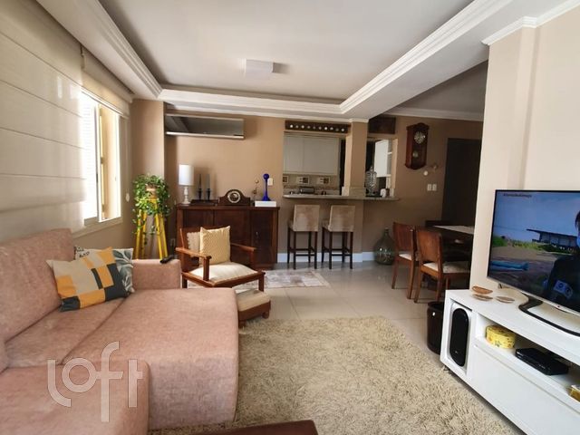 Apartamento com 112m², 3 dormitórios, 1 suíte, 1 vaga, Rio Branco em Porto Alegre