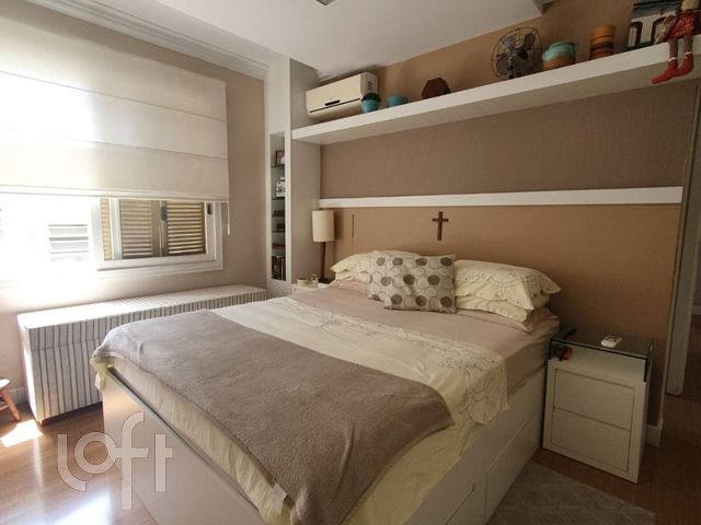 Apartamento com 112m², 3 dormitórios, 1 suíte, 1 vaga, Rio Branco em Porto Alegre