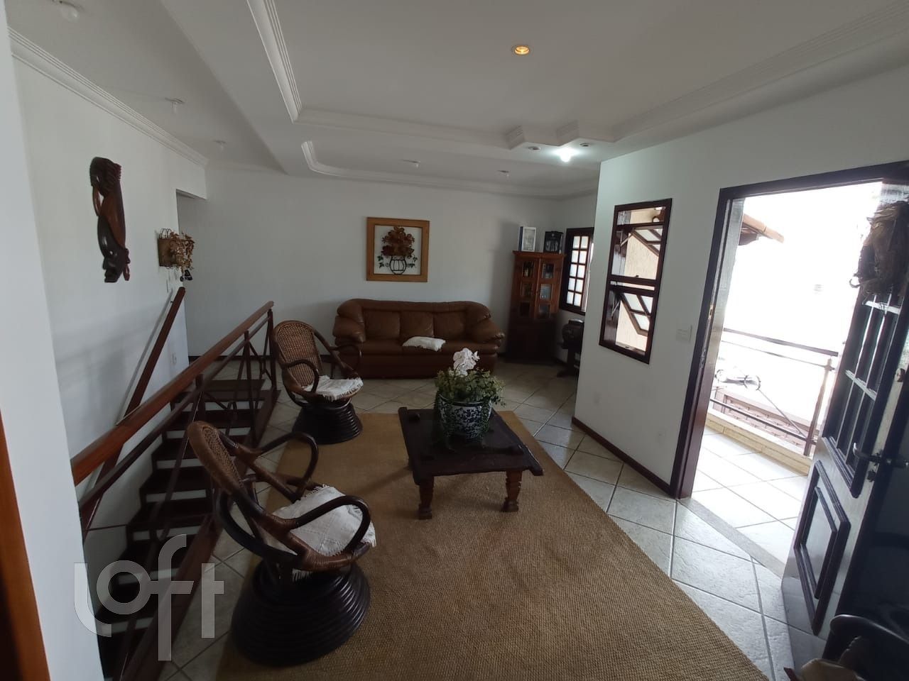 Casa à venda com 4 quartos, 205m² - Foto 3