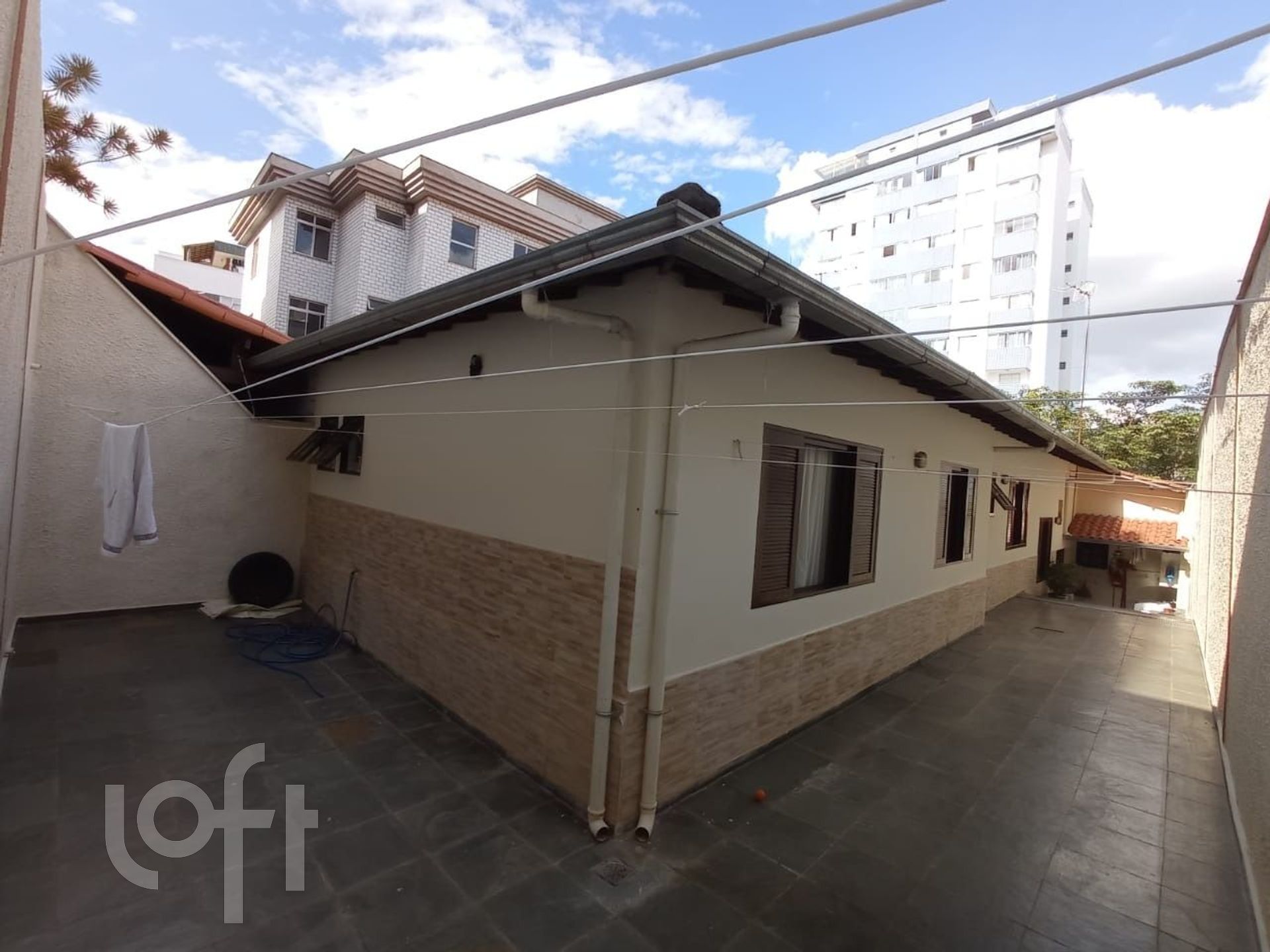 Casa à venda com 4 quartos, 205m² - Foto 11