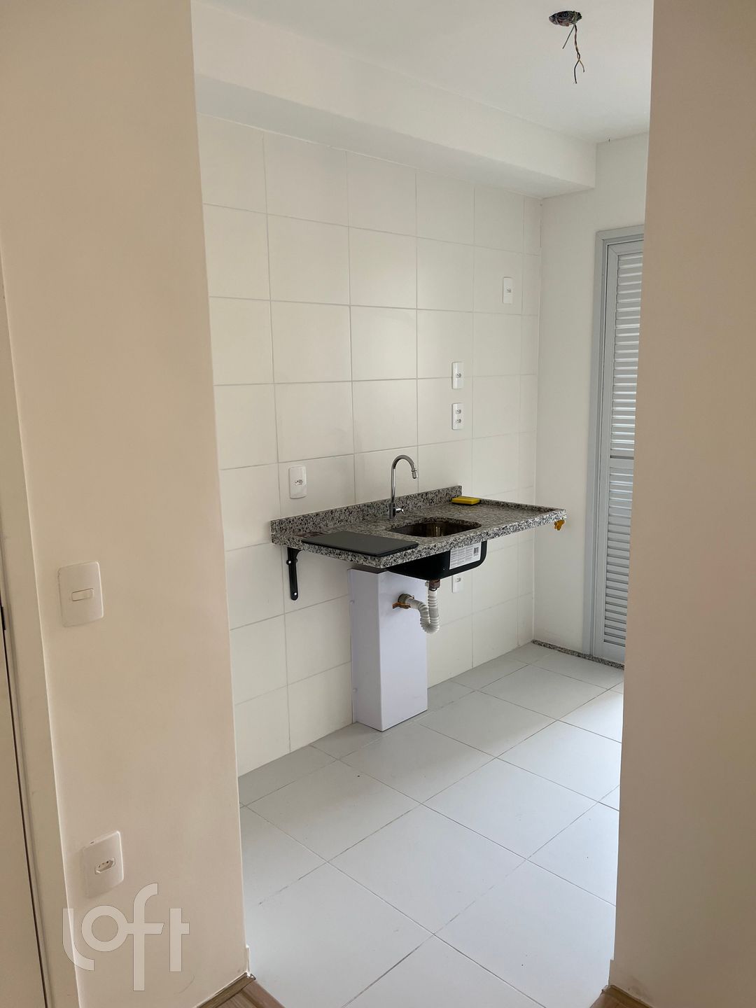 Apartamento à venda com 2 quartos, 103m² - Foto 3