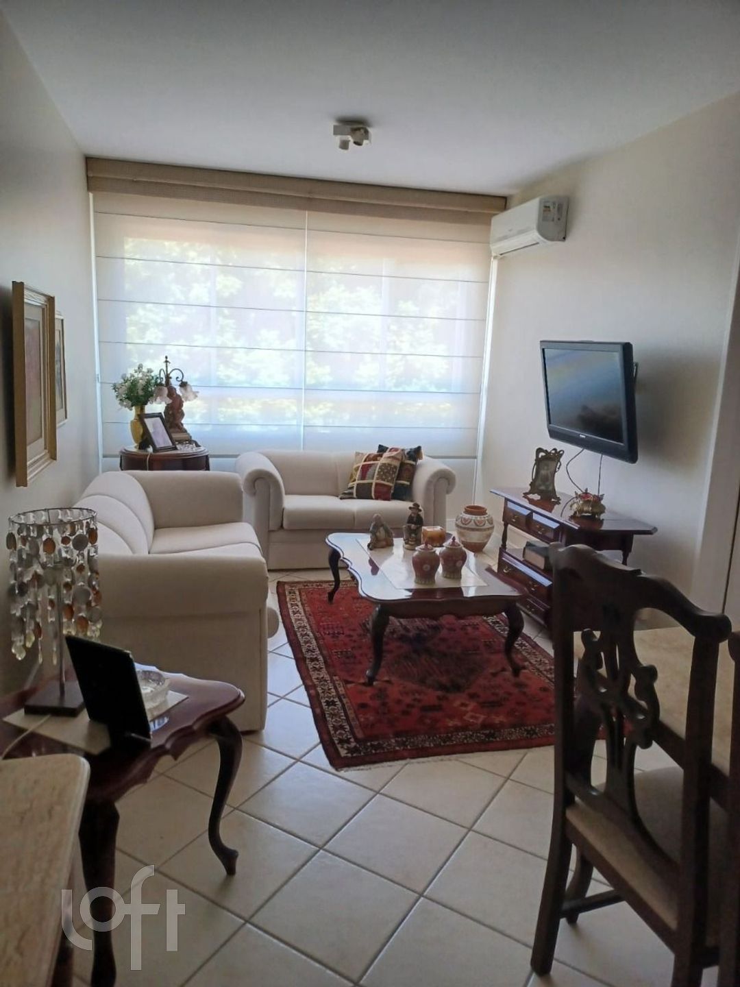 Apartamento à venda em Coqueiros com 74 m², 3 quartos, 1 vaga