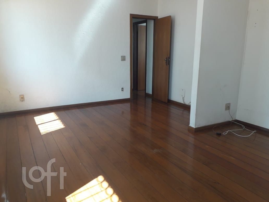 Apartamento à venda com 3 quartos, 150m² - Foto 3