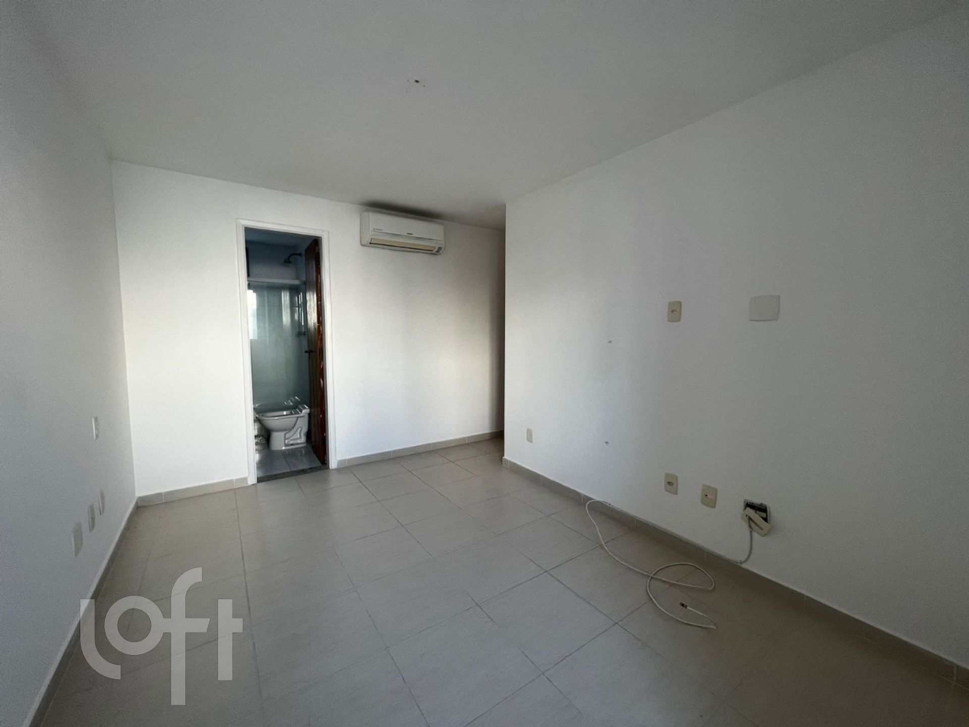 Apartamento à venda com 3 quartos, 200m² - Foto 17