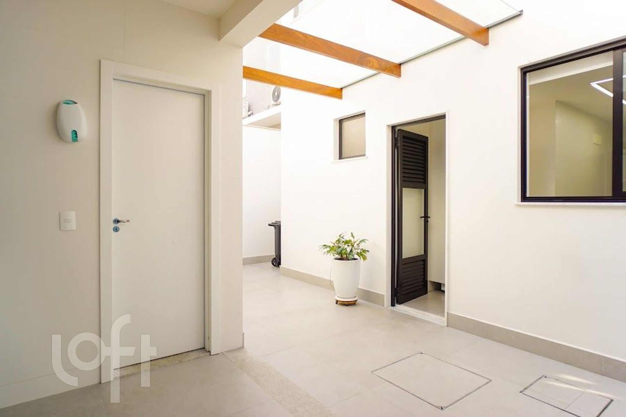 Casa à venda com 6 quartos, 314m² - Foto 71