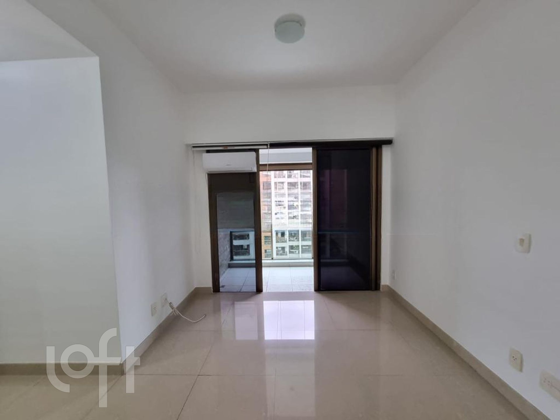 Apartamento à venda com 3 quartos, 110m² - Foto 22