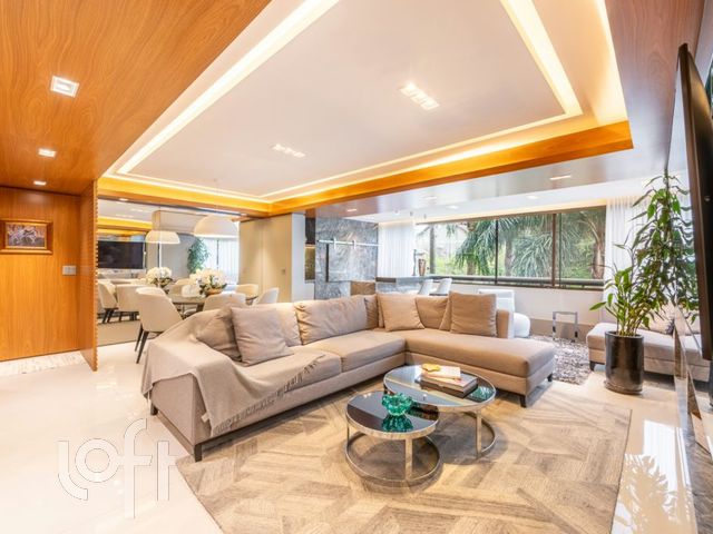 Apartamento com 123m², 3 dormitórios, 1 suíte, 2 vagas, Boa Vista em Porto Alegre