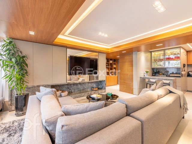 Apartamento com 123m², 3 dormitórios, 1 suíte, 2 vagas, Boa Vista em Porto Alegre