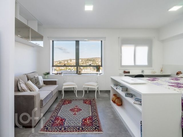 Apartamento com 37m², 1 dormitório, Chácara das Pedras em Porto Alegre