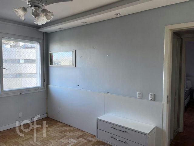 Apartamento com 105m², 3 dormitórios, 1 suíte, 1 vaga, Petrópolis em Porto Alegre